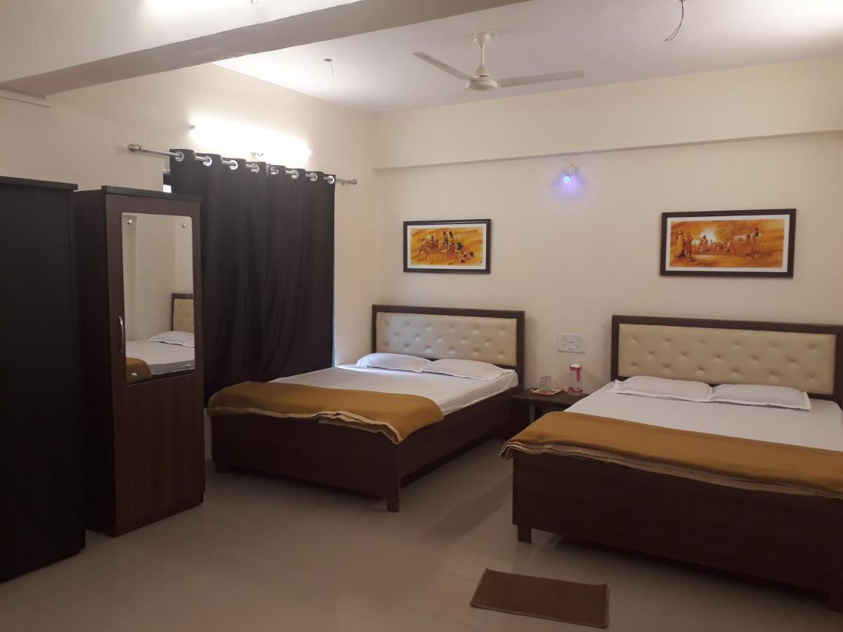 Maharaja Family Guest House Lonavala Exterior photo
